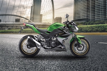 کاوازاکی Z250 - 1